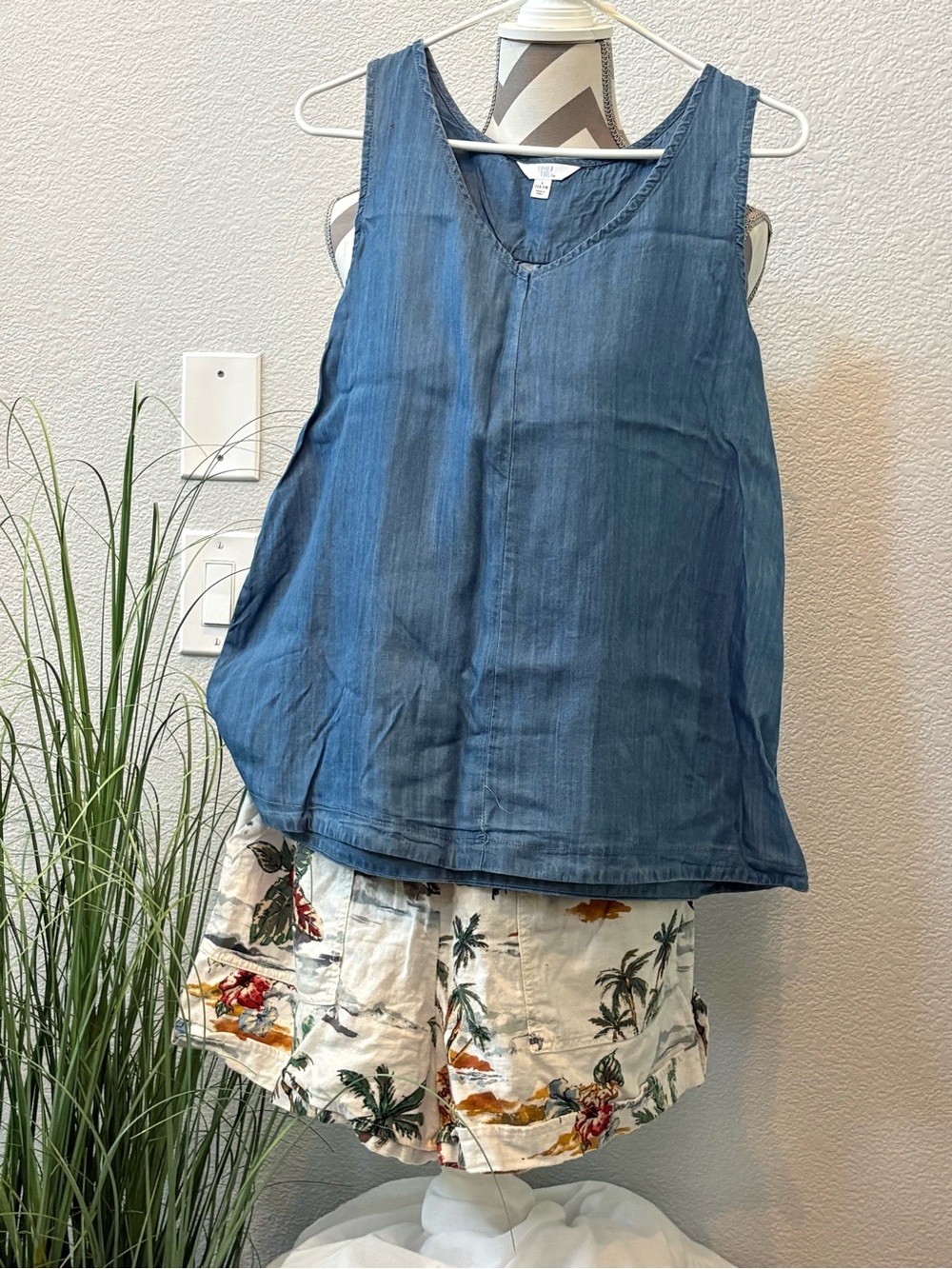 Time and Tru Light Blue Denim-Style Sleeveless Top
